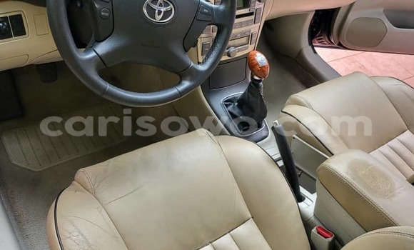 Acheter Import Voiture Toyota Avensis Marron à Cotonou, Benin Acheter Import Voiture Toyota Avensis Marron à Cotonou, Benin