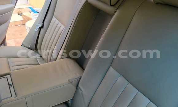 Acheter Import Voiture Toyota Avensis Marron à Cotonou, Benin Acheter Import Voiture Toyota Avensis Marron à Cotonou, Benin