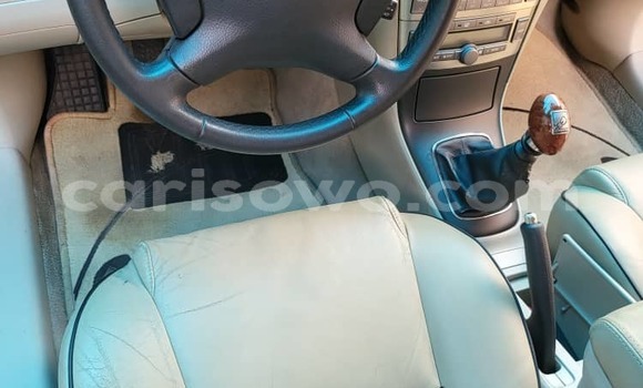 Acheter Import Voiture Toyota Avensis Marron à Cotonou, Benin Acheter Import Voiture Toyota Avensis Marron à Cotonou, Benin
