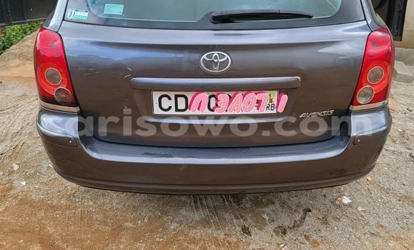 Acheter Import Voiture Toyota Avensis Marron à Cotonou, Benin Acheter Import Voiture Toyota Avensis Marron à Cotonou, Benin
