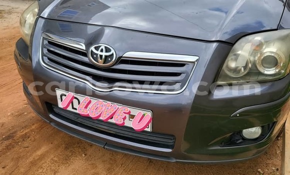 Acheter Import Voiture Toyota Avensis Marron à Cotonou, Benin Acheter Import Voiture Toyota Avensis Marron à Cotonou, Benin
