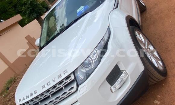 Ra Àlòkù Range Rover Evoque funfun Ọkọ̀ in Cotonou ni Benin