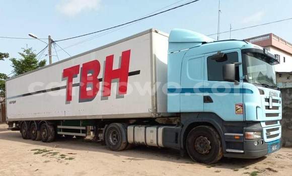 Sayi Na hannu Scion FR-S Blue Mota in Cotonou a Benin Sayi Na hannu Scion FR-S Blue Mota in Cotonou a Benin