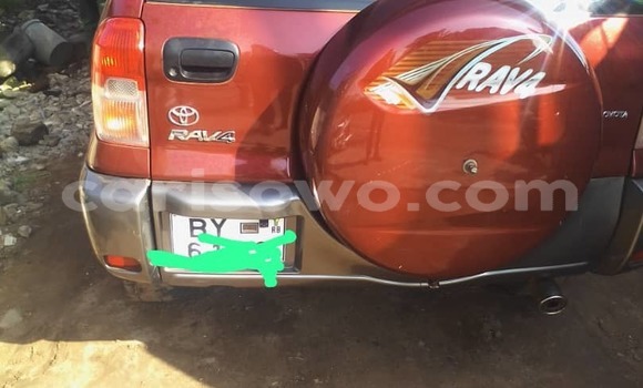 Ra Àlòkù Toyota RAV4 Red Ọkọ̀ in Cotonou ni Benin Ra Àlòkù Toyota RAV4 Red Ọkọ̀ in Cotonou ni Benin