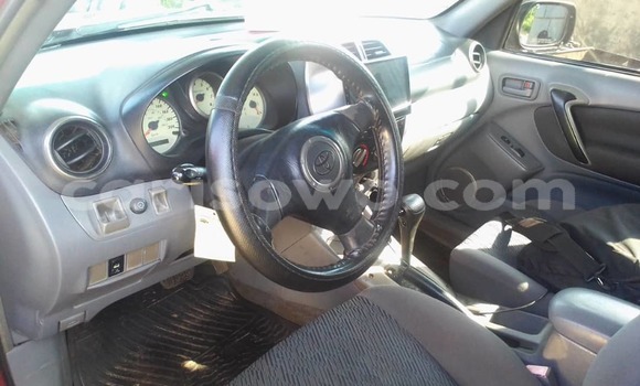 Ra Àlòkù Toyota RAV4 Red Ọkọ̀ in Cotonou ni Benin Ra Àlòkù Toyota RAV4 Red Ọkọ̀ in Cotonou ni Benin