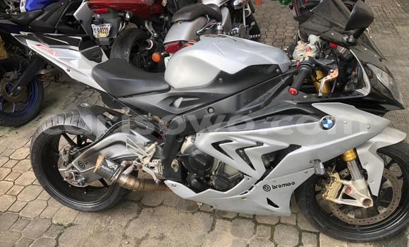 Ra Imported BMW S 1000 Alagara Mọto in Cotonou ni Benin Ra Imported BMW S 1000 Alagara Mọto in Cotonou ni Benin