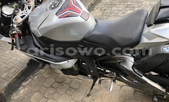 Ra Imported BMW S 1000 Alagara Mọto in Cotonou ni Benin Ra Imported BMW S 1000 Alagara Mọto in Cotonou ni Benin