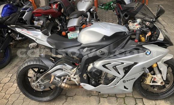 Ra Imported BMW S 1000 Alagara Mọto in Cotonou ni Benin Ra Imported BMW S 1000 Alagara Mọto in Cotonou ni Benin