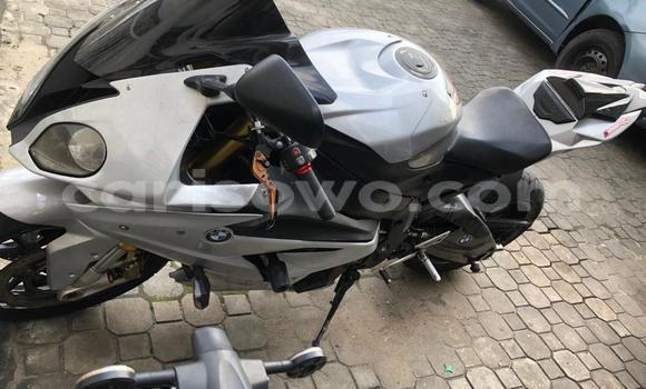 Ra Imported BMW S 1000 Alagara Mọto in Cotonou ni Benin Ra Imported BMW S 1000 Alagara Mọto in Cotonou ni Benin