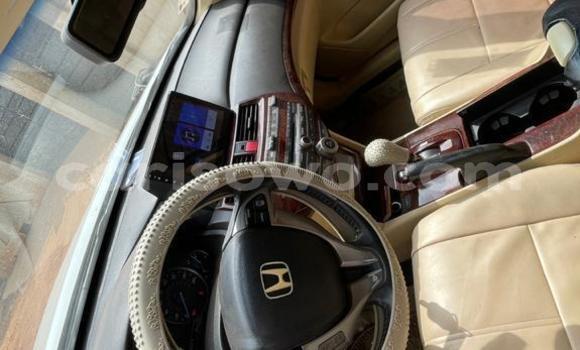 Acheter Occasion Voiture Honda Crosstour Blanc à Cotonou, Benin Acheter Occasion Voiture Honda Crosstour Blanc à Cotonou, Benin