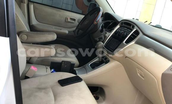 Acheter Occasion Voiture Toyota Highlander Blanc à Abomey Calavi, Benin Acheter Occasion Voiture Toyota Highlander Blanc à Abomey Calavi, Benin