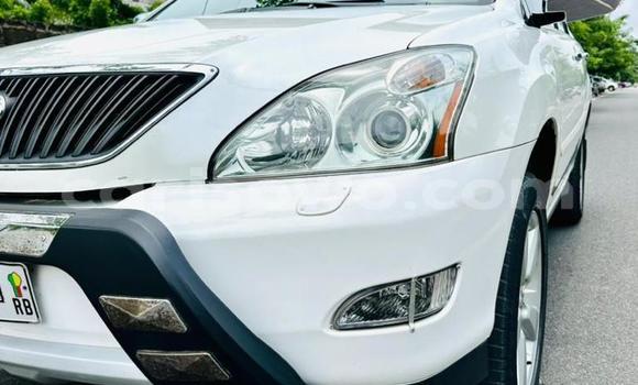 Acheter Occasion Voiture Lexus RX 330 Blanc à Cotonou, Benin Acheter Occasion Voiture Lexus RX 330 Blanc à Cotonou, Benin