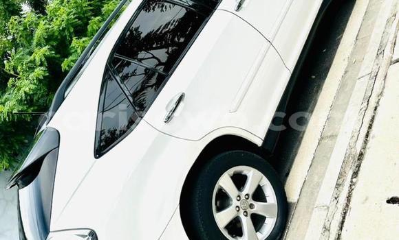 Acheter Occasion Voiture Lexus RX 330 Blanc à Cotonou, Benin Acheter Occasion Voiture Lexus RX 330 Blanc à Cotonou, Benin