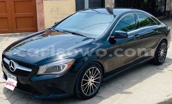 Sayi Na hannu Mercedes-Benz CLA-klasse Black Mota in Cotonou a Benin Sayi Na hannu Mercedes-Benz CLA-klasse Black Mota in Cotonou a Benin
