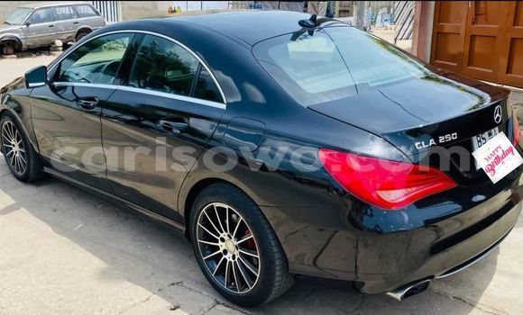 Sayi Na hannu Mercedes-Benz CLA-klasse Black Mota in Cotonou a Benin Sayi Na hannu Mercedes-Benz CLA-klasse Black Mota in Cotonou a Benin