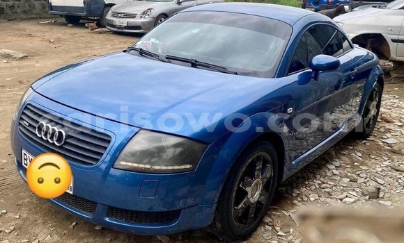 Acheter Occasion Voiture Audi TT Bleu à Cotonou, Benin Acheter Occasion Voiture Audi TT Bleu à Cotonou, Benin