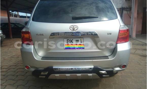 Acheter Occasion Voiture Toyota Highlander Gris à Cotonou, Benin Acheter Occasion Voiture Toyota Highlander Gris à Cotonou, Benin