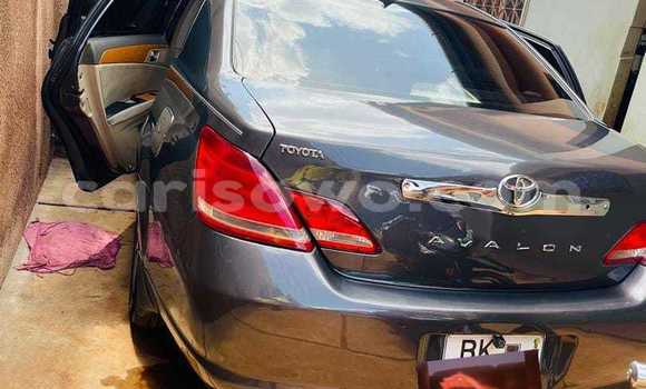 Buy Used Toyota Avalon Silver Car in Cotonou in Benign