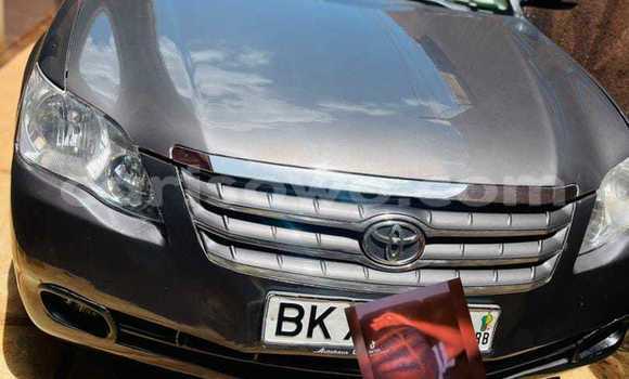 Sayi Na hannu Toyota Avalon Azurfa Mota in Cotonou a Benin Sayi Na hannu Toyota Avalon Azurfa Mota in Cotonou a Benin