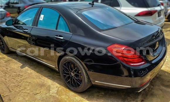 Ra Àlòkù Mercedes-Benz S–Class Black Ọkọ̀ in Cotonou ni Benin Ra Àlòkù Mercedes-Benz S–Class Black Ọkọ̀ in Cotonou ni Benin
