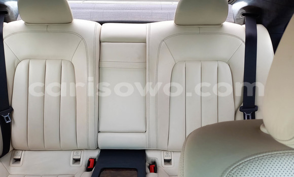 Acheter Occasion Voiture Mercedes-Benz CLS–Class Gris à Cotonou, Benin Acheter Occasion Voiture Mercedes-Benz CLS–Class Gris à Cotonou, Benin