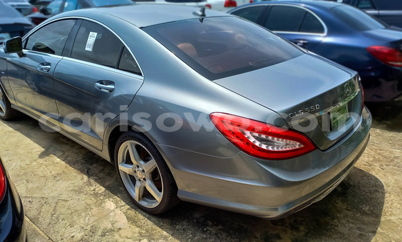 Acheter Occasion Voiture Mercedes-Benz CLS–Class Gris à Cotonou, Benin Acheter Occasion Voiture Mercedes-Benz CLS–Class Gris à Cotonou, Benin