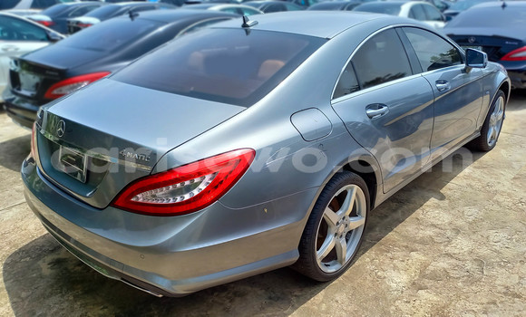 Ra Àlòkù Mercedes-Benz CLS–Class Silver Ọkọ̀ in Cotonou ni Benin Ra Àlòkù Mercedes-Benz CLS–Class Silver Ọkọ̀ in Cotonou ni Benin