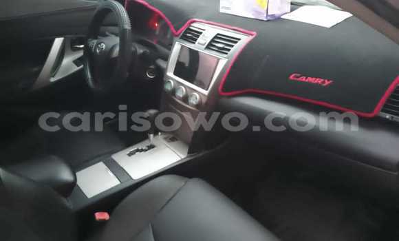 Sayi Na hannu Toyota Camry White Mota in Cotonou a Benin Sayi Na hannu Toyota Camry White Mota in Cotonou a Benin