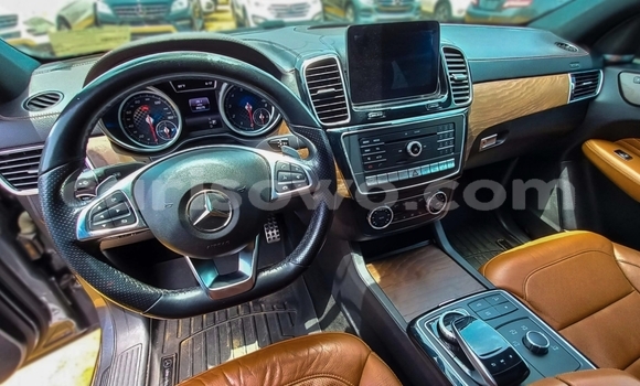 Ra Àlòkù Mercedes-Benz GL-klasse AMG Silver Ọkọ̀ in Cotonou ni Benin Ra Àlòkù Mercedes-Benz GL-klasse AMG Silver Ọkọ̀ in Cotonou ni Benin