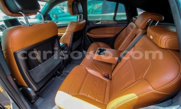 Ra Àlòkù Mercedes-Benz GL-klasse AMG Silver Ọkọ̀ in Cotonou ni Benin Ra Àlòkù Mercedes-Benz GL-klasse AMG Silver Ọkọ̀ in Cotonou ni Benin