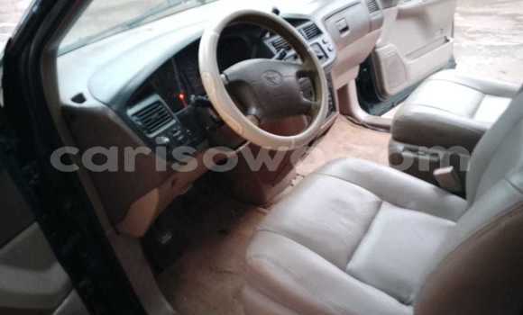 Ra Àlòkù Toyota Sienna Blue Ọkọ̀ in Cotonou ni Benin Ra Àlòkù Toyota Sienna Blue Ọkọ̀ in Cotonou ni Benin