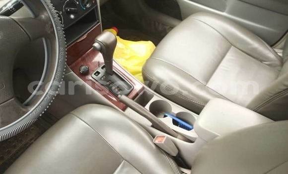 Acheter Occasion Voiture Toyota Corolla Gris à Cotonou, Benin Acheter Occasion Voiture Toyota Corolla Gris à Cotonou, Benin