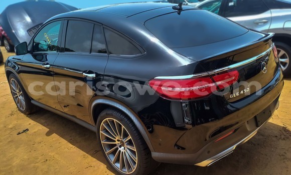 Acheter Occasion Voiture Mercedes-Benz GLE Coupe Noir à Cotonou, Benin Acheter Occasion Voiture Mercedes-Benz GLE Coupe Noir à Cotonou, Benin