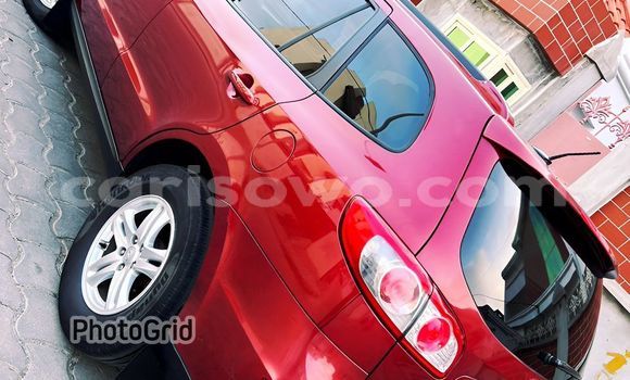 Acheter Occasion Voiture Hyundai Santa Fe Rouge à Cotonou, Benin Acheter Occasion Voiture Hyundai Santa Fe Rouge à Cotonou, Benin