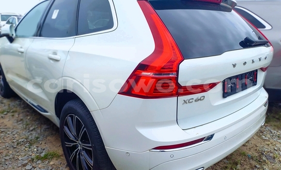 Sayi Na hannu Volvo XC60 White Mota in Cotonou a Benin Sayi Na hannu Volvo XC60 White Mota in Cotonou a Benin