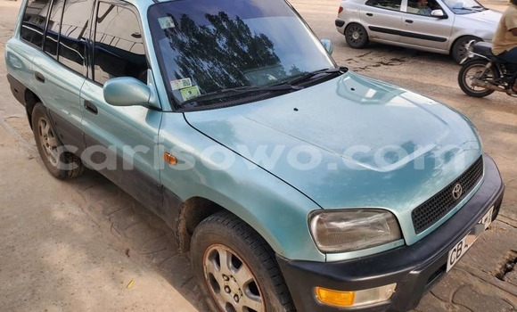 Acheter Occasion Voiture Toyota RAV4 Vert à Cotonou, Benin