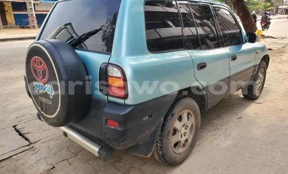 Ra Àlòkù Toyota RAV4 Alawọ ewe Ọkọ̀ in Cotonou ni Benin Ra Àlòkù Toyota RAV4 Alawọ ewe Ọkọ̀ in Cotonou ni Benin