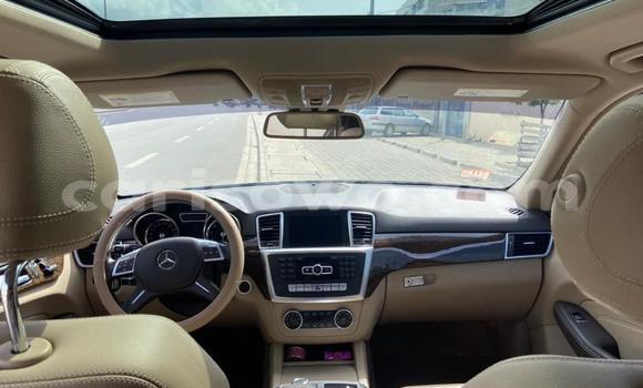 Sayi Na hannu Mercedes-Benz ML–Class Sauran Mota in Abomey Calavi a Benin Sayi Na hannu Mercedes-Benz ML–Class Sauran Mota in Abomey Calavi a Benin