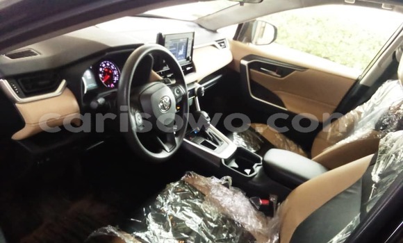 Acheter Neuf Voiture Toyota RAV4 Noir à Parakou, Benin Acheter Neuf Voiture Toyota RAV4 Noir à Parakou, Benin
