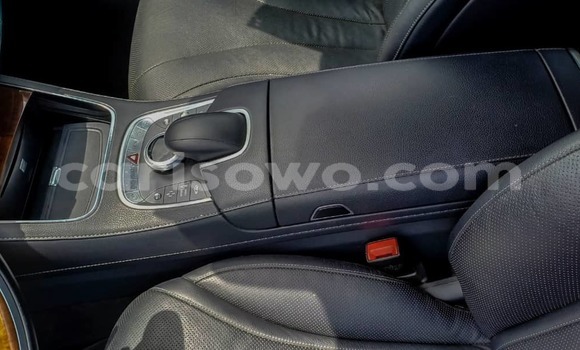 Ra Imported Mercedes-Benz S-klasse AMG Black Ọkọ̀ in Cotonou ni Benin Ra Imported Mercedes-Benz S-klasse AMG Black Ọkọ̀ in Cotonou ni Benin