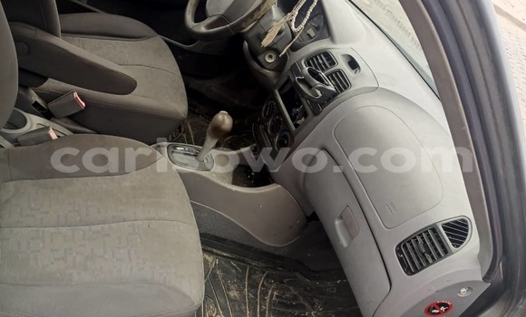 Acheter Occasion Voiture Hyundai Accent Gris à Cotonou, Benin Acheter Occasion Voiture Hyundai Accent Gris à Cotonou, Benin