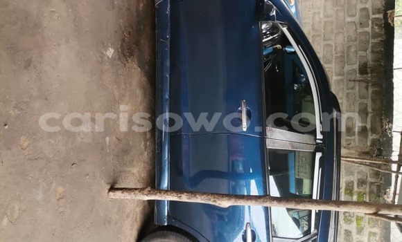 Acheter Occasion Voiture Toyota Matrix Bleu à Cotonou, Benin Acheter Occasion Voiture Toyota Matrix Bleu à Cotonou, Benin