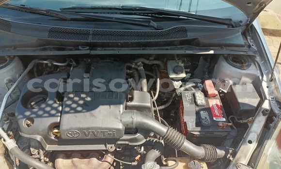 Ra Àlòkù Toyota Yaris Silver Ọkọ̀ in Cotonou ni Benin Ra Àlòkù Toyota Yaris Silver Ọkọ̀ in Cotonou ni Benin