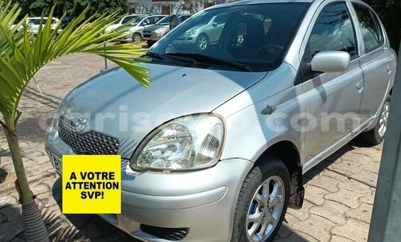 Ra Àlòkù Toyota Yaris Silver Ọkọ̀ in Cotonou ni Benin Ra Àlòkù Toyota Yaris Silver Ọkọ̀ in Cotonou ni Benin