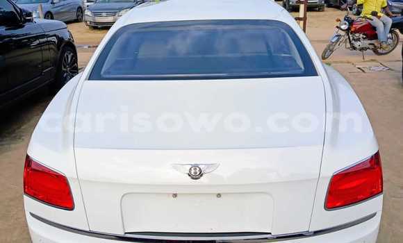 Sayi Na hannu Bentley Bentayga White Mota in Cotonou a Benin Sayi Na hannu Bentley Bentayga White Mota in Cotonou a Benin