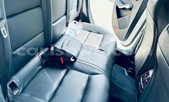 Acheter Occasion Voiture Mercedes-Benz CLA-klasse Blanc à Abomey Calavi, Benin Acheter Occasion Voiture Mercedes-Benz CLA-klasse Blanc à Abomey Calavi, Benin