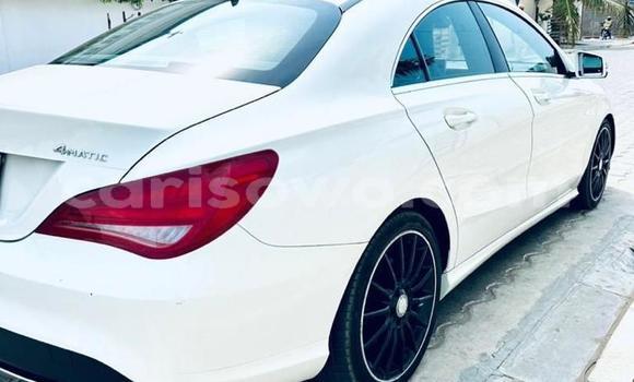 Acheter Occasion Voiture Mercedes-Benz CLA-klasse Blanc à Abomey Calavi, Benin Acheter Occasion Voiture Mercedes-Benz CLA-klasse Blanc à Abomey Calavi, Benin