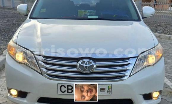 Buy Used Toyota Avalon White Car in Cotonou in Benign