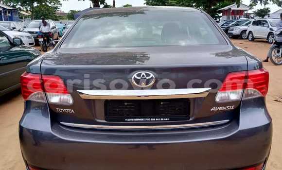 Sayi Na hannu Toyota Avensis Sauran Mota in Cotonou a Benin Sayi Na hannu Toyota Avensis Sauran Mota in Cotonou a Benin