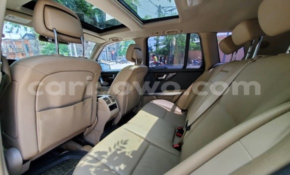 Acheter Occasion Voiture Mercedes-Benz GLK–Class Noir à Cotonou, Benin Acheter Occasion Voiture Mercedes-Benz GLK–Class Noir à Cotonou, Benin